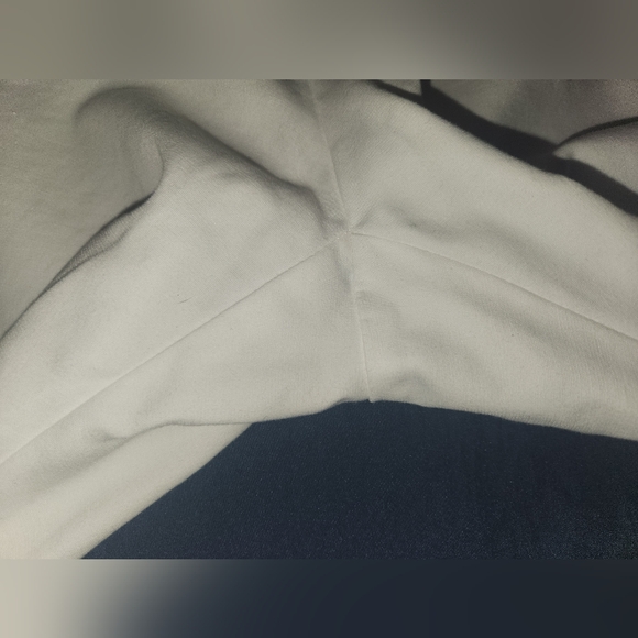 SALE - Chico's So Slimming white pants, side zip, flat front, size 2 - Picture 4 of 10